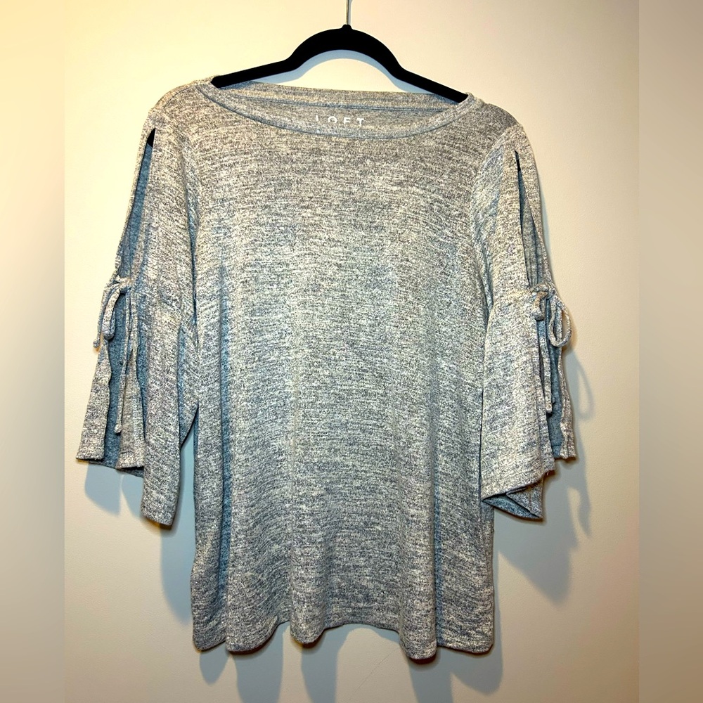 LOFT Sweater Gray Bell Sleeve Bow Thin Knit Raglan‎ Small